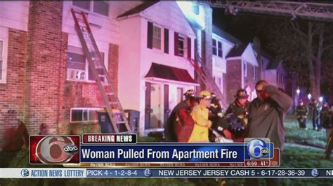 firefighters rescue woman from burning building in new castle 6abc philadelphia