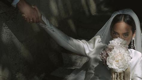 Menikah Tara Basro Bawa Buket Dari Bunga Termahal Untuk Pernikahan