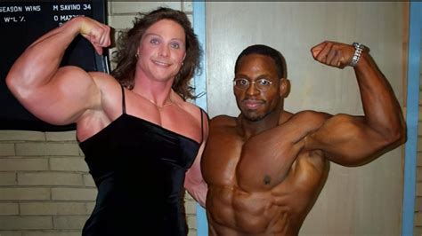 Female Bodybuilders Stronger Than Male Bodybuilders Youtube