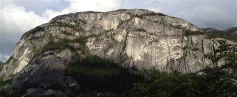 The Squamish Chief Rock Climbing Altus Mountain Guides Altus