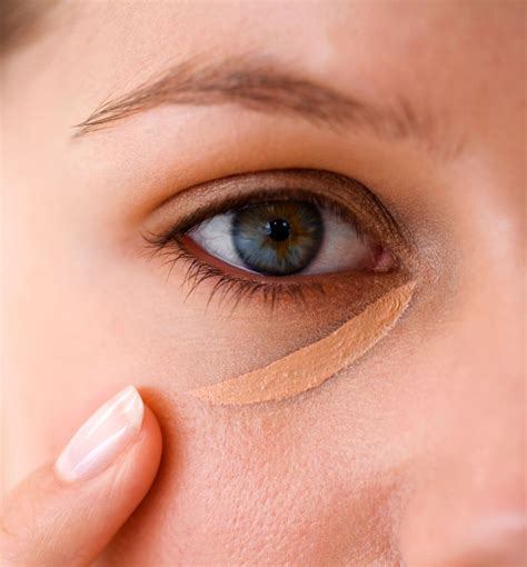 How To Stop Your Under Eye Concealer From Creasing 100 Pure