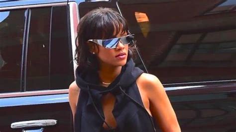 Rihannas Dior Sunglasses Collaboration Looks Like Its From The Future