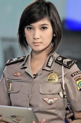 Polisi Cantik Foto Foto Polwan Indonesia Belajardanedukasi