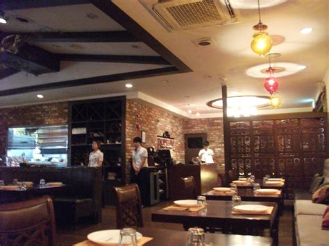 Included are naming suggestions for fine dining, modern indian food, and also curry takeaway spots. South Korea through my eyes!: Indian Restaurants in ...