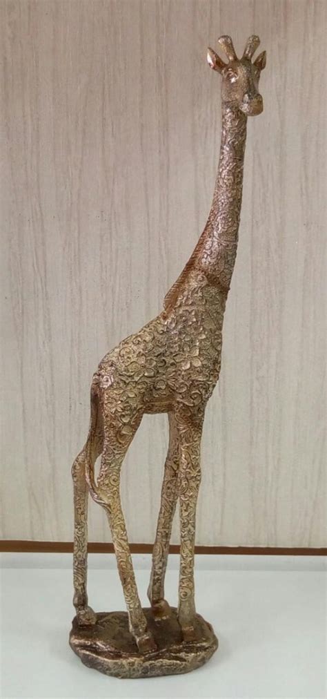Girafa (giraffa camelopardalis) este cea mai inalta din toate speciile de animale. Girafa Enfeite De Resina Estatueta Vaso Estante Decoração ...