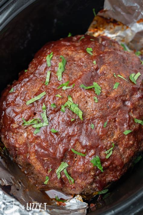 slow cooker meatloaf {easy 4 ingredient recipe} tastes of lizzy t