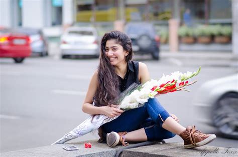 Heroine full movie (2012) watch online in hd print quality download,watch online heroine full movie (2012). Sai Pallavi Birthday Special The Best Photos Of Our Malar ...