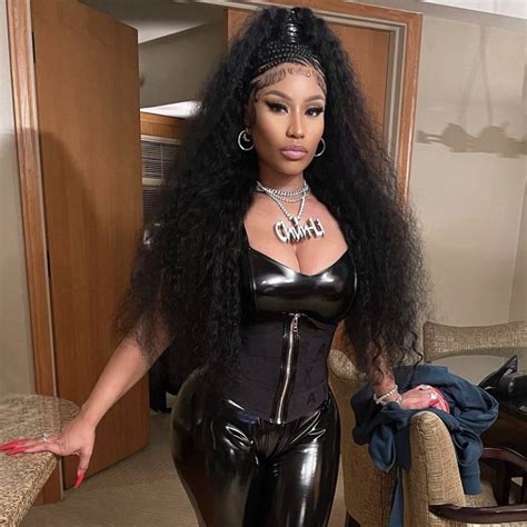 Female Rap Room On Twitter Nickiminaj Holds A Qanda And Shares Her Plans For The Future 💕
