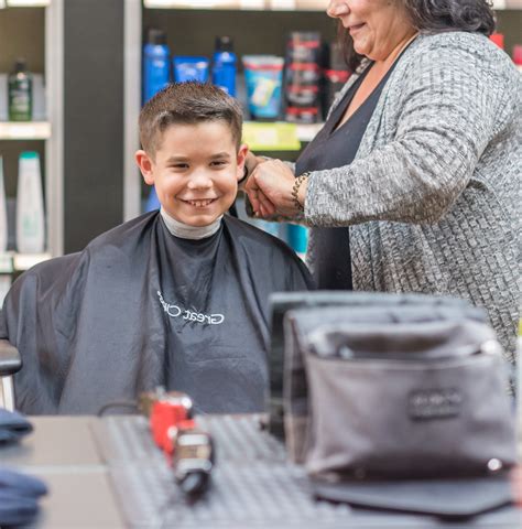We look forward to giving you the haircut you want. Back To School Haircuts + A Great Clips Gift Card Giveaway ...