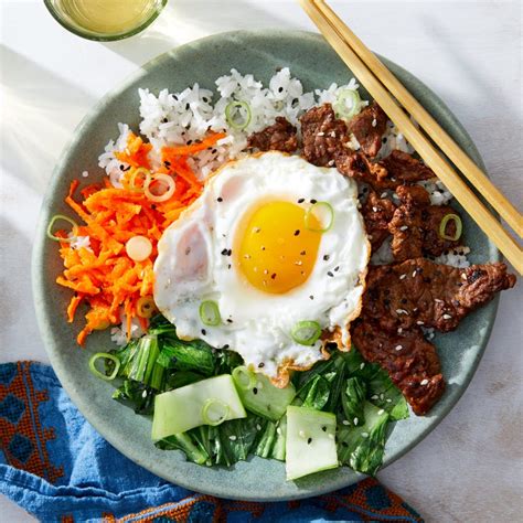 Recipe Korean Beef And Rice Bowls With Vegetables And Fried Eggs Blue Apron
