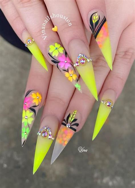 Dont Miss The New Trend Of Stiletto Nails Ideas Fashion In The Spring