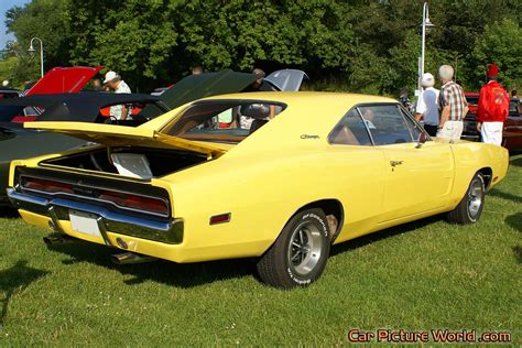 1970 318 Charger Rear Right Picture