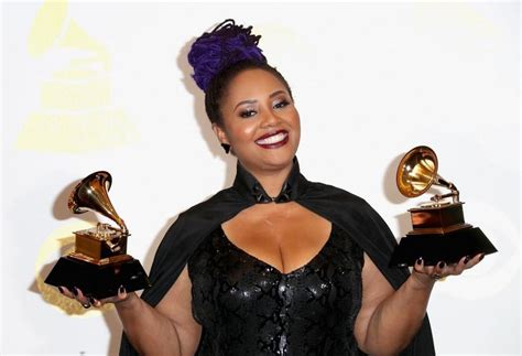 lalah hathaway following her father s footsteps
