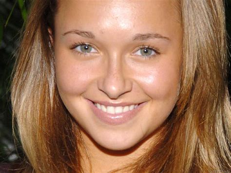 Hayden Panettiere Photos Tv Series Posters And Cast