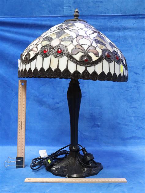 lot decorator tiffany style table lamp