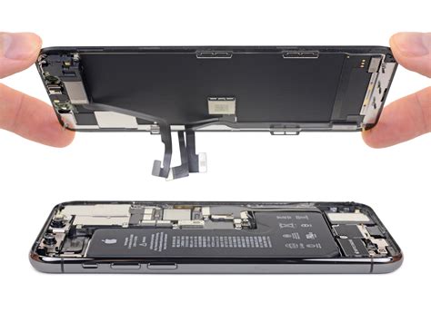 After that move your finger from the bottom of the display towards the top. iPhone 11 Pro Screen Replacement - iFixit Repair Guide