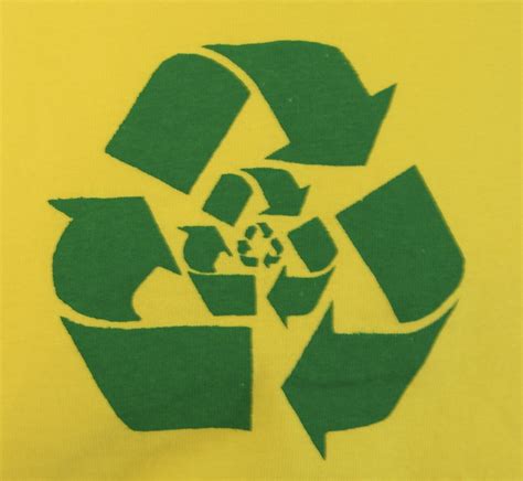 new recycle design | i've been doing recycle symbol stencill… | Flickr