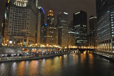 Downtown Chicago At Night Chicago At Night Downtown Chicago New
