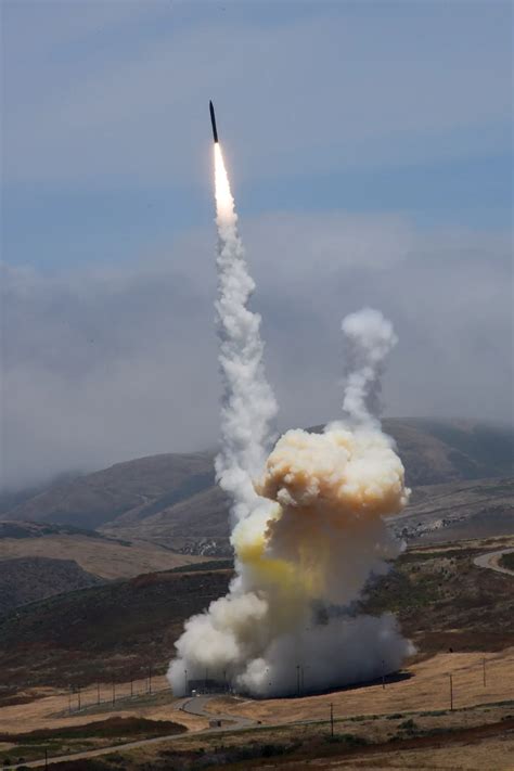 Boeing Awarded 66 Billion Contract For Gmd Anti Ballistic Missile System