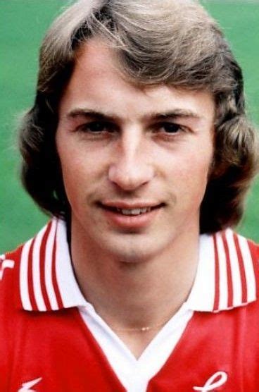 Steve Gritt Charlton Athletic 1978 | Charlton athletic, Charlton, Athletic