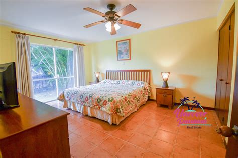 A desirable lakefront townhouse in Costa Blanca Golf & Villas - Uncover