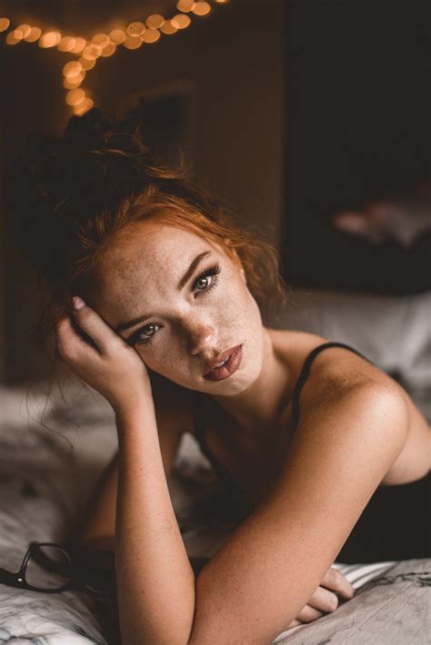 Wallpaper Women Model Redhead Long Hair Riley Rasmussen Freckles Face Looking At Viewer