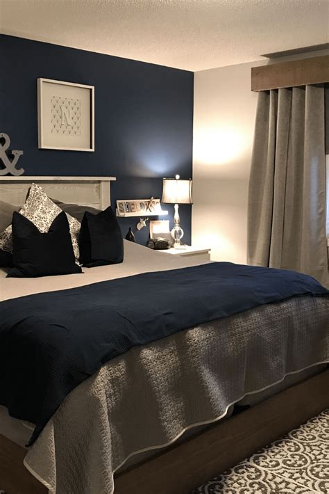 37 Inspiring Navy Blue Bedroom Decor Ideas You Should Copy