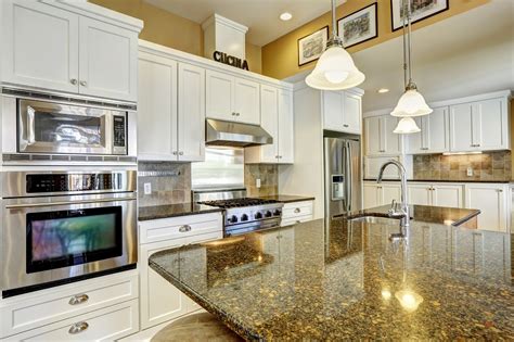 Choosing Granite That Goes Best With White Cabinets Granite Selection