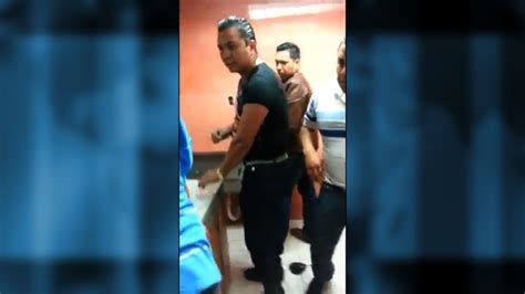 Captado En Video Policías Del Estado De México Drogándose Noticias Univision Univision