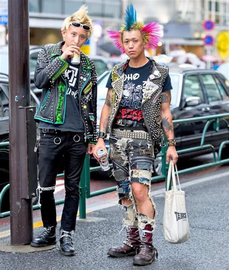 Làn Sóng Pop Punk Của Thời Kỳ Y2k đang Quay Trở Lại Mạnh Mẽ Style