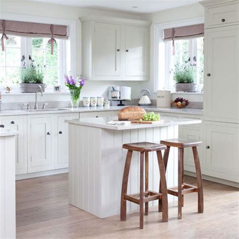 1 of 6 bold cottage kitchen design ideas. 20 Charming cottage-style kitchen decors