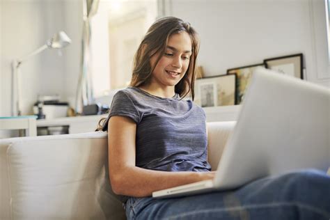 Do Parents Really Know How Many Teens Watch Online Porn Institute Of Living Hartford
