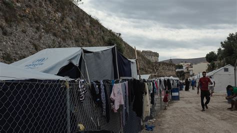 Anger On Greek Island As Refugee Registration Stalls Refugees News
