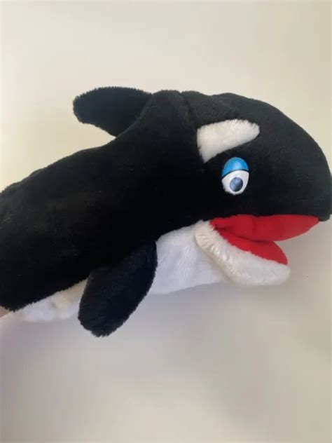 Vintage Seaworld Plush Whale Shamu Hand Puppet 8 Orca Squeaker Mouth