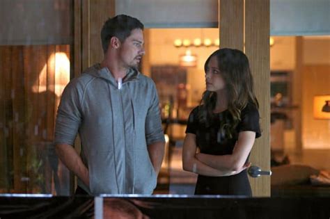 The darkest journey home episode 01: BEAUTY AND THE BEAST Season 2 Episode 21 Photos Operation ...