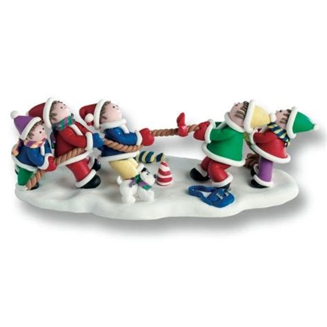 18d 20hrs 19min 23sec : Claydough Tug of War Christmas Cake Decoration | Christmas ...