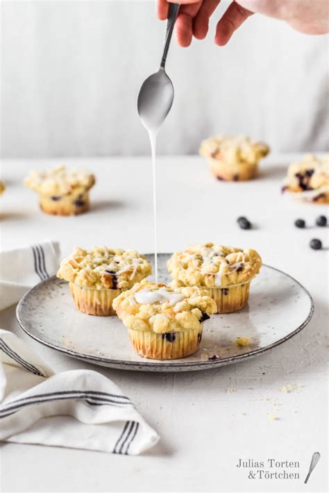 Kuchen furs buro einfache backrezepte. Saftige Blaubeer Streusel Muffins - Kuchen fürs Büro