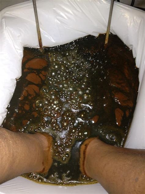 What does the color of the water really mean? Ionic Detox foot bath service...... | Just Natural ...