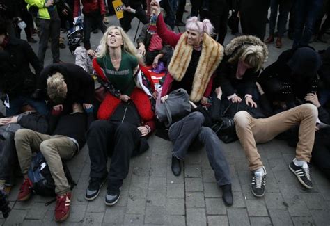 Porn Protesters Sit On Each Others Faces In London 25 Pics