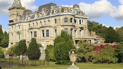 Banker Buys Britains Most Expensive Home