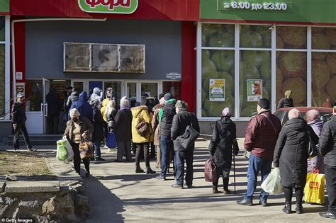 Ukraine War Huge Queues Form Outside Supermarkets As Panic Buying