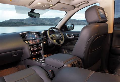 2017 Nissan Pathfinder Interior