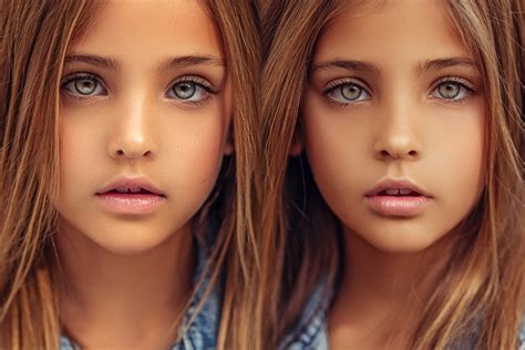 ‘worlds Most Beautiful Twins Are Now Famous Instagram Models Newzgeeks