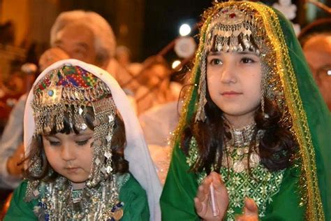 Hazara Girls In Hazaragi Culture Dress Hazara News