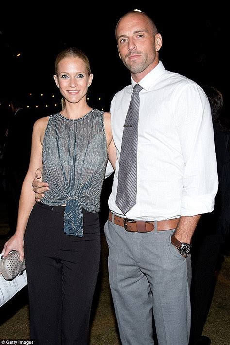 Criminal Minds Aj Cook And Nathan Andersen Welcome Son Phoenix Sky