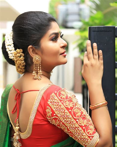 Tamil Actress Neepa Photos Live Cinema News