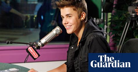 Justin Biebers Bad Call On Twitter Social Networking The Guardian