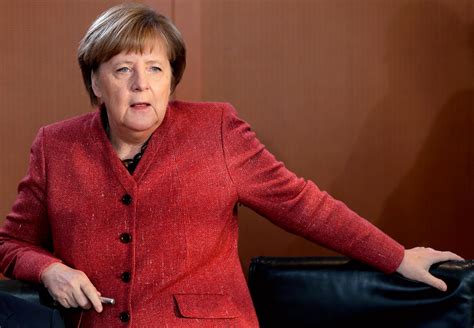 Merkel Tar Farväl På Facebook