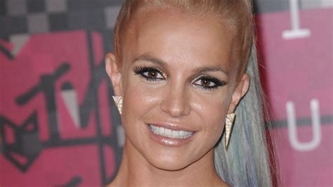 Britney Spears Stuns In Skimpy Bikini On Weekend Yacht