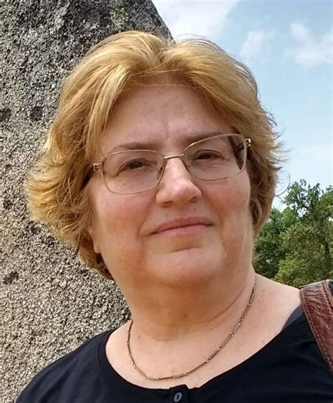 Dr Ronit Nikolsky